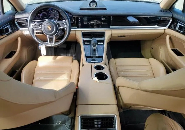 Porsche Panamera cena 119000 przebieg: 33850, rok produkcji 2018 z Pajęczno małe 67